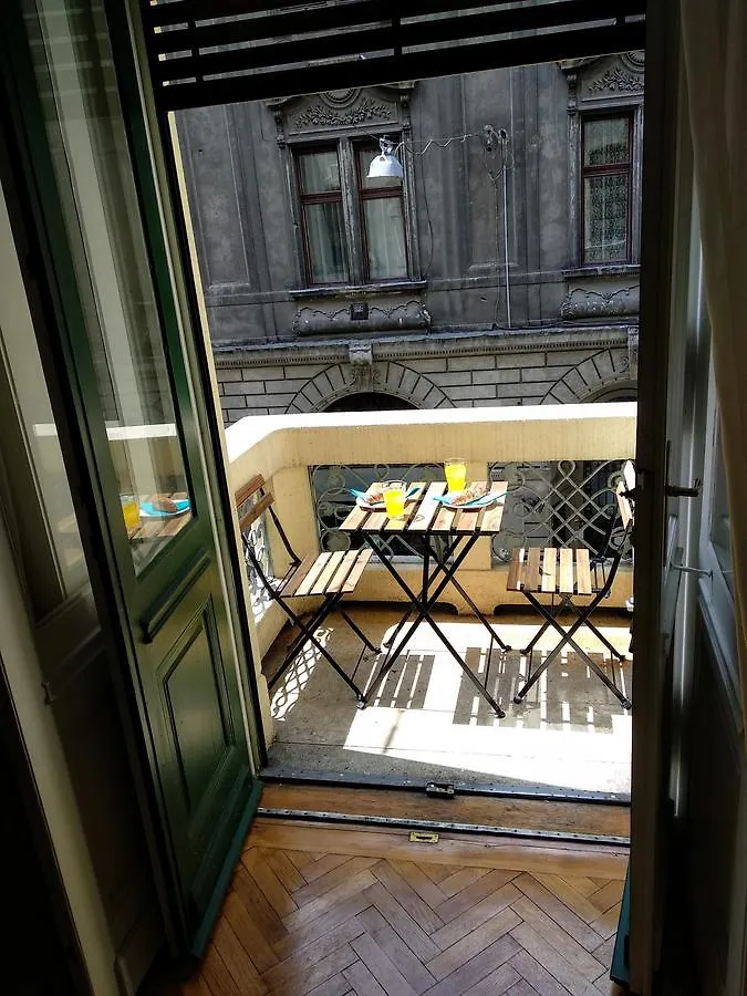 Christoph'S Central Apartment Budapest 0*,